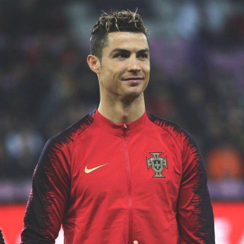 湖人詹姆斯关键封盖锁定胜局（詹姆斯关键盖帽助湖人锁定胜利）