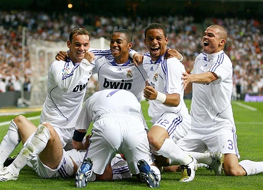 冲击足协杯冠军，纳萨里奥：我们一起迎接“最后一支舞”（冲击足协杯桂冠，纳萨里奥：让我们共赴最后之舞）