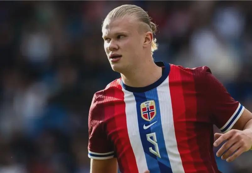 一粒精彩进球，一个属于阿德里安的特别夜晚😍（那一记惊艳破门，点亮阿德里安的专属之夜😍）