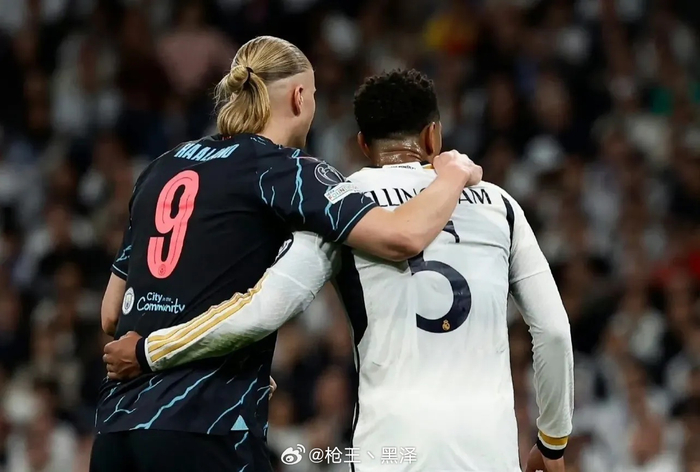 德塞利心目中的最佳11人，真是BIG胆，竟然无“公认”足坛第一人（德塞利心中最佳11人：大胆之选，竟未纳入公认的足坛第一人）