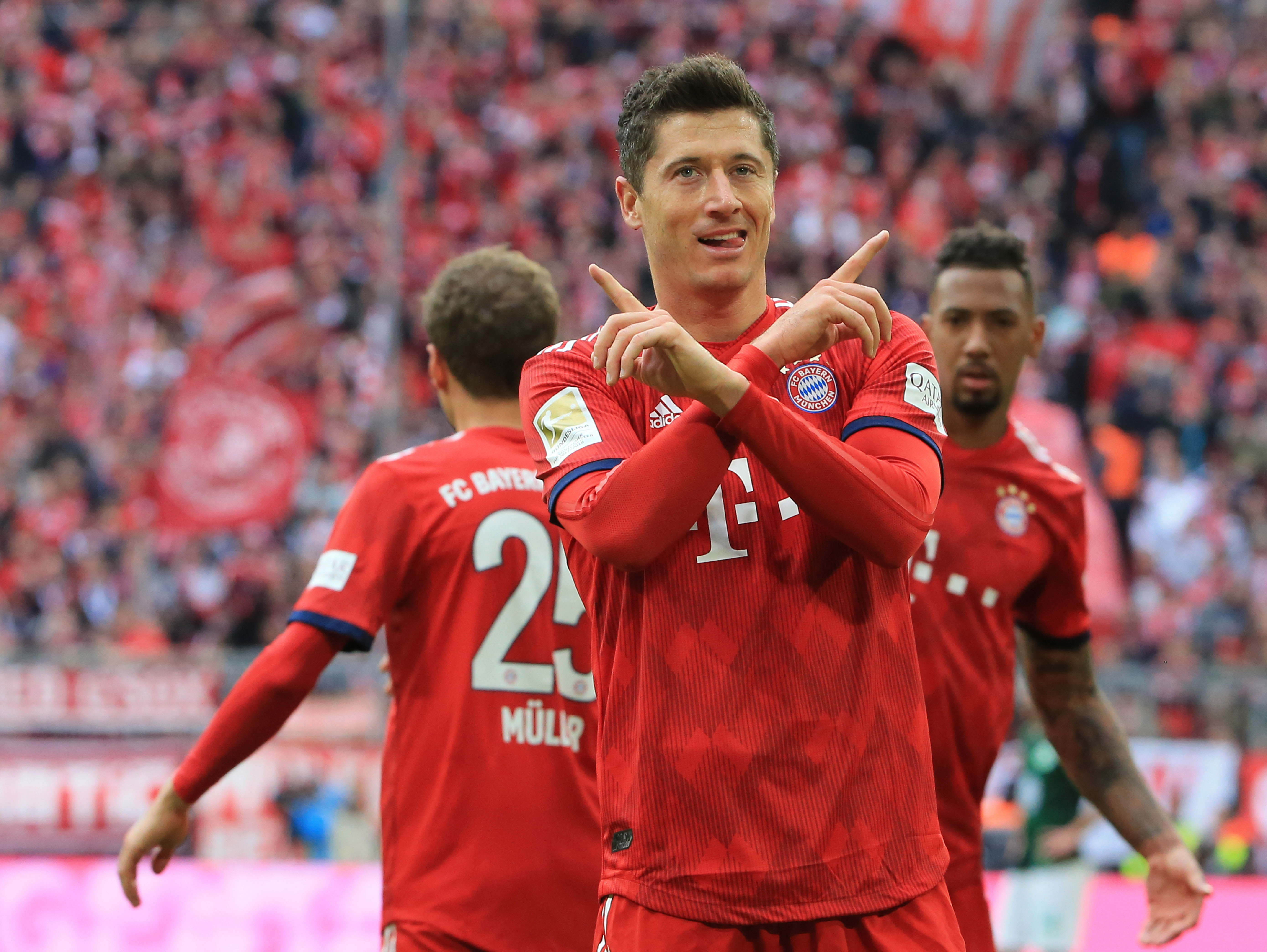 巴萨梅西助攻队友攻入制胜球（梅西送出助攻，巴萨队友打进致胜球）