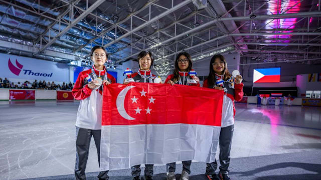 世体：施洛特贝克仍犹豫与多特续约，皇马与巴萨将争夺他（世体：施洛特贝克续约多特仍存疑，皇马巴萨或掀争夺战）