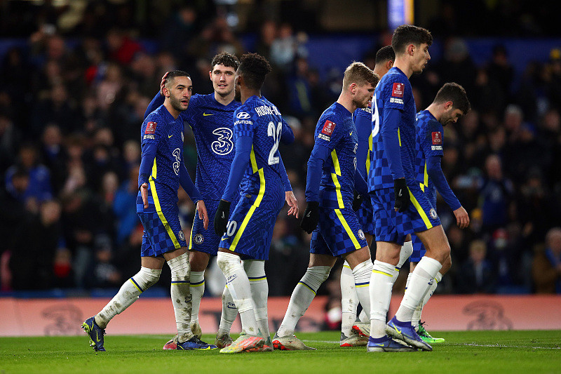 百年传统断裂：英超节礼日仅剩一场，商业赛程压倒历史（传统生变：英超节礼日仅余一战，商业考量凌驾于历史）