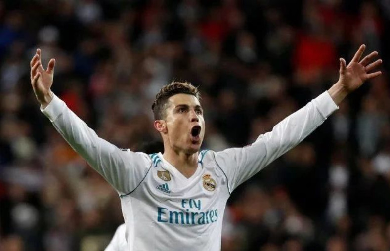 利物浦vs诺丁汉森林：阿利松、伊萨克首发，埃基蒂克替补（利物浦迎战诺丁汉森林：阿利松、伊萨克先发，埃基蒂克替补待命）